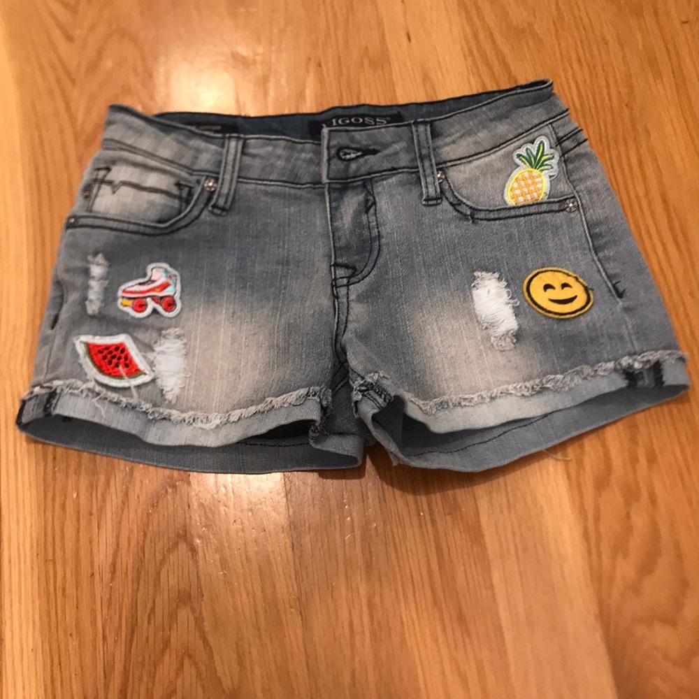 Kids Light Wash Jean Shorts With Patches